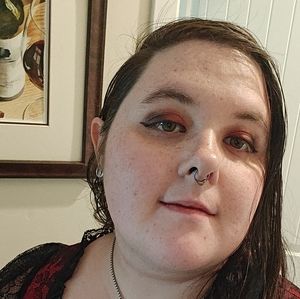 Meet your Posher, Alicia